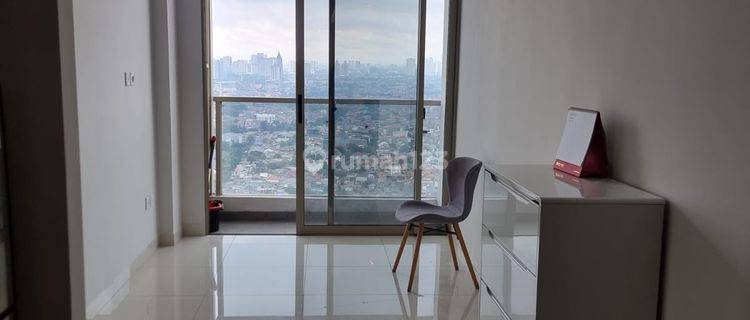 Sewa Apartemen Taman Anggrek Residences, S.parman, Jakbar, R R 1