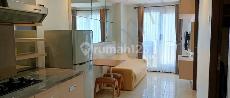 Puri Park View Tower B View City and Pool West Jakarta Apartments 1