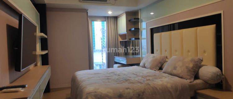 Apartemen Pinnacle Pandanaran Semarang 1