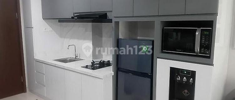Apartment for rent in Karawaci, Tangerang with upper floor view 1