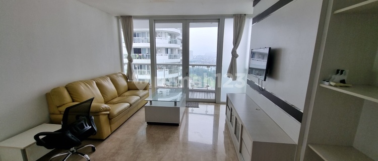 Springhill Royale 2br Lantai Tinggi 1
