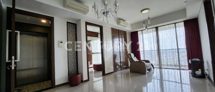 Apartemen St Moritz Tower New Royal Semi Furnished 1