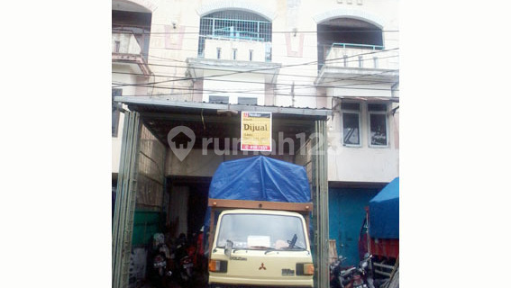 Shop House in Bubakan, Semarang 1
