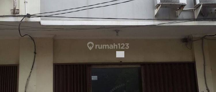 Ruko di Taman Meruya Plasa 2, Meruya, Jakarta Barat 1