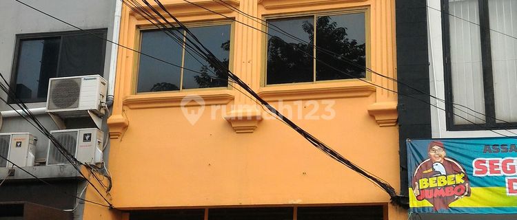 SHOPHOUSE IN PRIME LOCATION TEBET RAYA 1