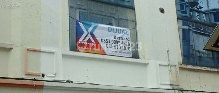 ruko 3 lantai klampis megah lokasi strategis 1