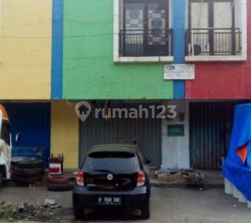ruko di taman royal 1