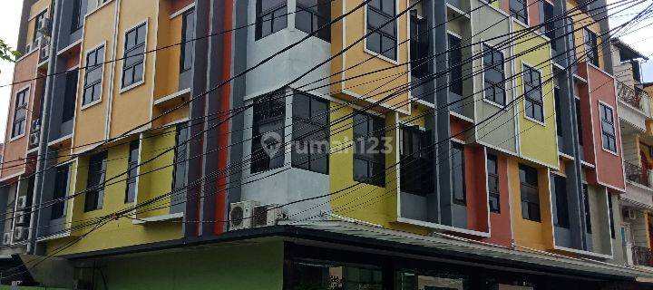 TURUN HARGA !!!! Hotel sangat Murah di Mangga Besar untuk Hotel, Kost-kostan Investasi Jangka Panjang 1