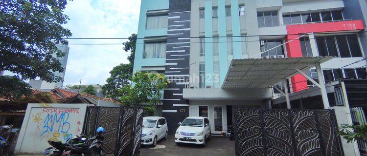 Gedung di Guru Mughni, Mega Kuningan, Gatot Subroto 329 M2 1