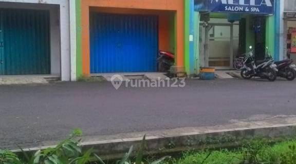 BU !! Ruko Pinus, Taman Royal, Cipondoh - Tangerang 1