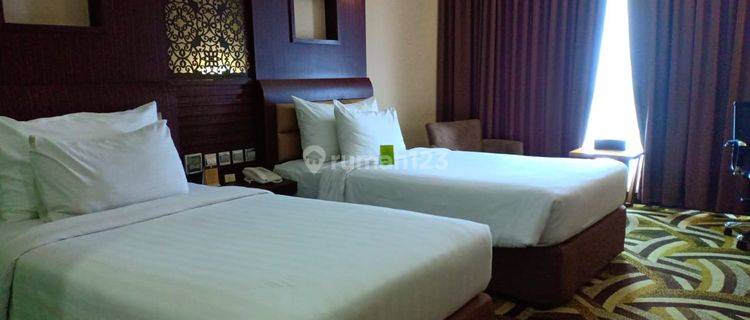 The Bigest and Luxury HOTEL ⭐⭐⭐⭐ near JL. Marioboro, Jogjakarta 1