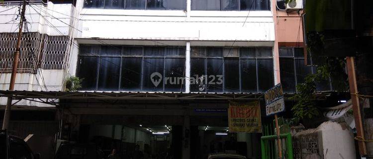 Lokasi Cocok Untuk Tempat Usaha, Dan Terletak di Jl Raya  1