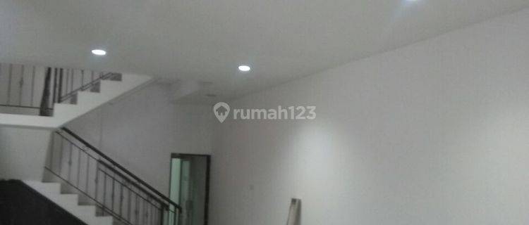 Ruko Potensial Untuk Bisnis Perkantoran Kota Solo Cocok untuk Perbankan 1