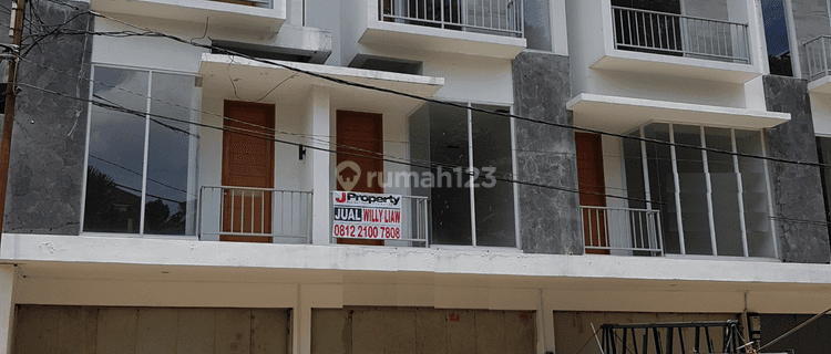 Setrasari, bagus, minimalis 1