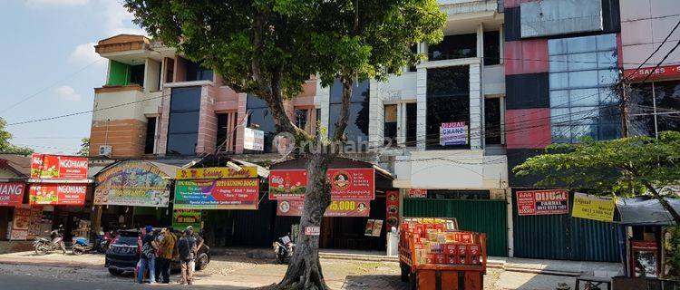 Ruko Siliwangi dekat Asinan Gedung Dalam dan Dunkin Donut 1