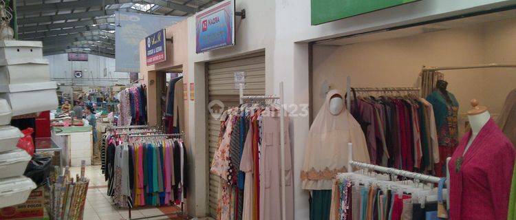 Kios di Pasar Modern Bintaro Jaya Sektor 7 1