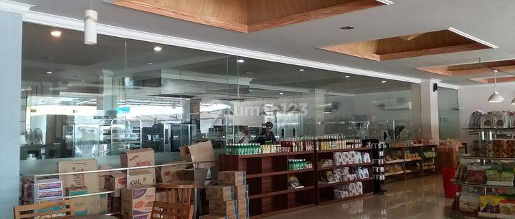 Toko & Restoran Strategis Di Jl. Sholeh Iskandar Bogor Dekat Jalan Tol  1