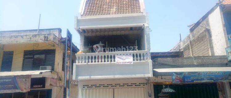 Shophouse Suitable for Selling Gold in Seririt District, Kab. Buleleng Bali 1