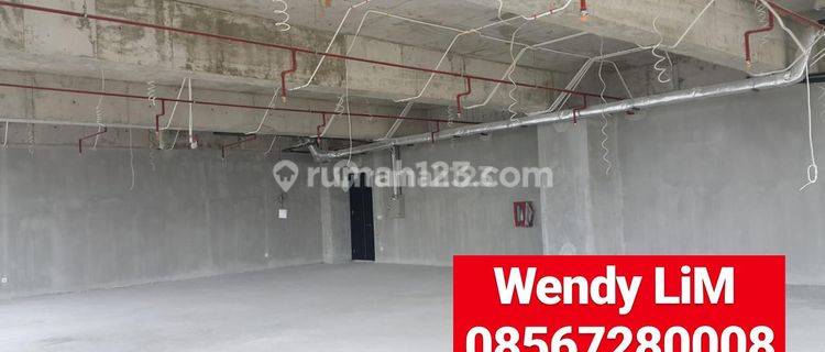 Ruang Kantor Strategis Sz. 270,6 Sqm , Sopo Del Tower  1