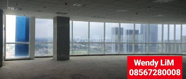 STRATEGIC OFFICE SPACE at MANHATTAN SQUARE 720sqm 1