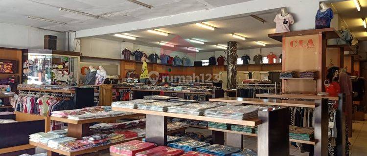 Tempat usaha di lokasi bagus dan strategis Jl cihampelas  Bandung 1