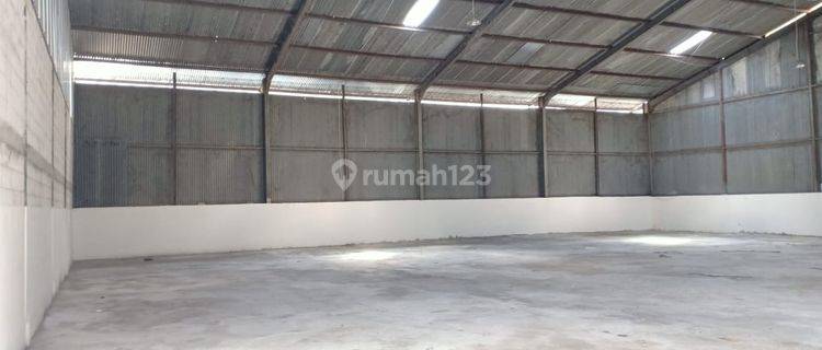 Gudang SHM LB 1104 m2 LT 2104 m2 Lokasi di dekat Pasar Babat dan Keraton BBJ 1