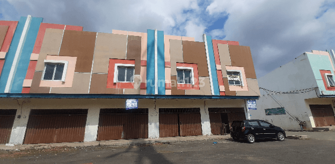 Ruko 4 Unit Gandeng Hook dan Std, Bangunan 2 Lantai 1