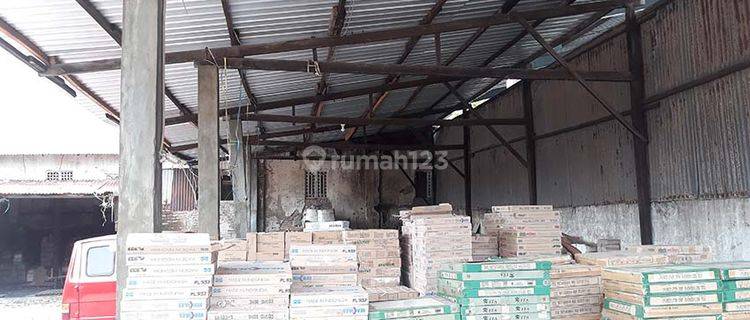 Gudang Lelang di Mandaranrejo Panggungrejo Pasuruan 1