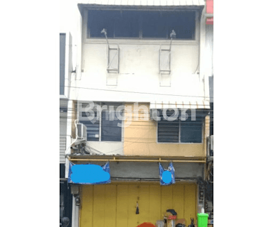 TENGAH KOTA DEPAN PASAR PUSAT DAGANG 1