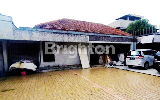 BANGUNAN HITUNG TANAH DI PINGGIR JALAN RAYA DEWI SARTIKA CAWANG JAKARTA TIMUR 1