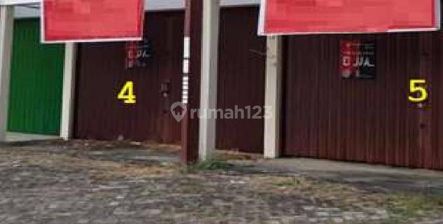 Ruko 2 lantai di jalan utama sari dekat pusat kota 1