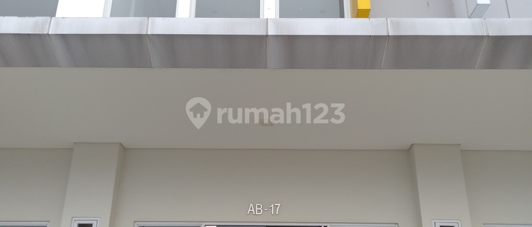 For Rent: 3-Story Shop House in Summarecon Emerald Karawang 1