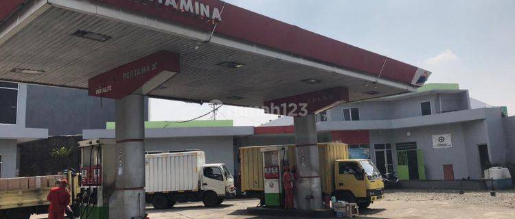 POM Bensin Pertamina di daerah strategis dan ramai, exit tol Pasirkoja 1