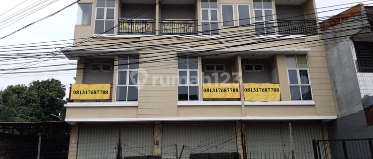 KEDOYA, JAKARTA BARAT  - RUKO BARU 3 LANTAI GANDENG 3 UNIT PINGGIR JALAN 1
