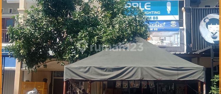 Ruko yang strategis di banyumanik  1