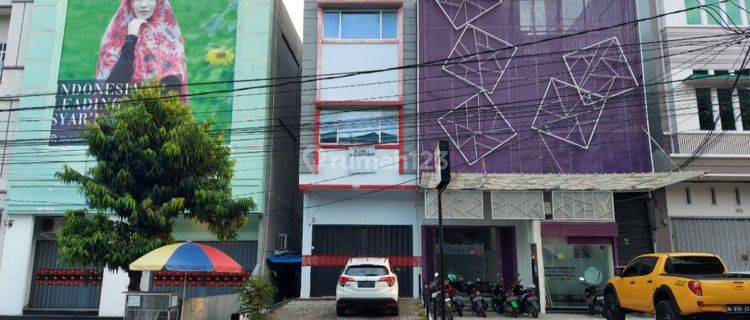 RUKO 3LT DISEWAKAN 110JT / DIJUAL 3M LOKASI PREMIUM TENGAH KOTA 1