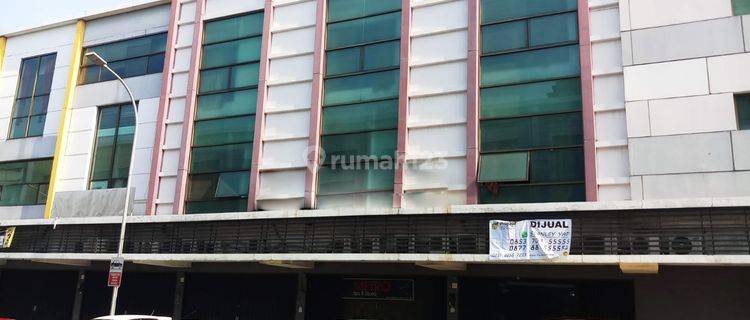 Ruko Gandeng 3 di TangCity Siap Pakai Jl Jend Sudirman Cikokol, Tangerang City 1