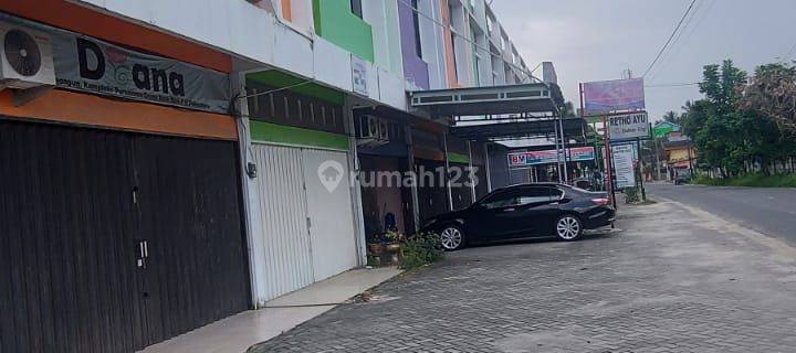 Ruko dikawasan strategis lokasi bukit raya  1