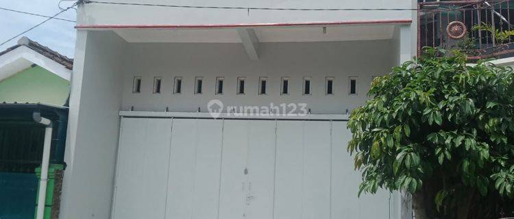 Rumah Toko di pinggir jalan utama ngabeyan Kartasura dekat luwes 1