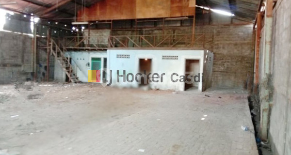 Gudang di Lamper Tengah Semarang 1