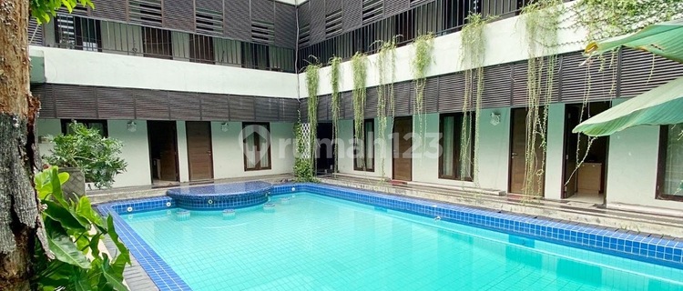 Budget Hotel/ GuestHouse at Bangka Kemang - Jaksel 1