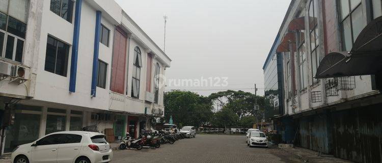PARKIR LUAS Dekat Bandara T2 - Ruko 3 Lantai Permata Juanda, Sedati Sidoarjo 1