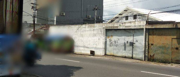 Gudang Bagus Strategis Pinggir Jalan Raya Ramai 1