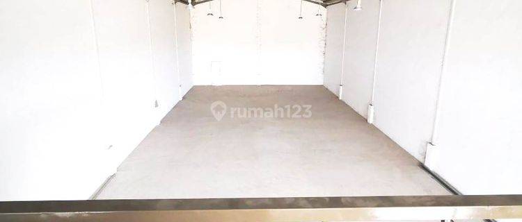 Gudang LB 432 m2 12x36 ada toilet ada kantor di Jl Raya Pakal Surabaya 1