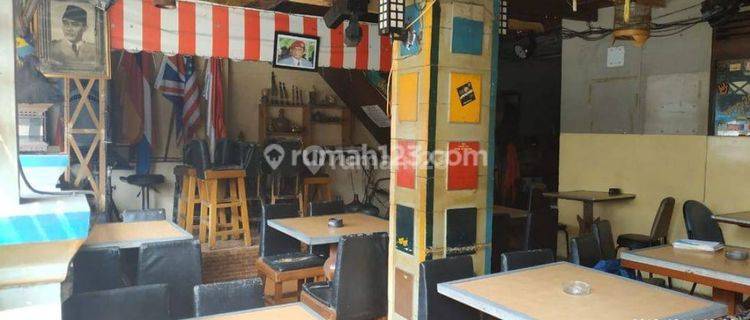 Rumah dan café murah kebon sirih 1