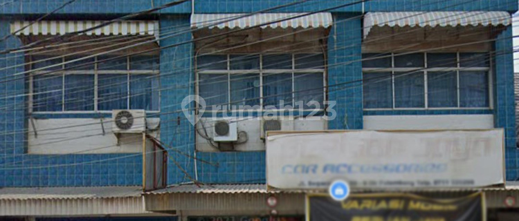 For Sale, Ready-to-Use Shop House on Jalan Segaran 9 Ilir, Across from Indomaret 1