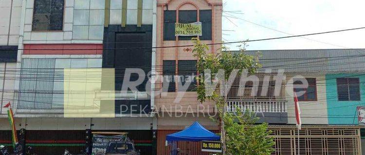 Ruko 3 Lantai lokasi strategis ditengah kota Pekanbaru.. 1