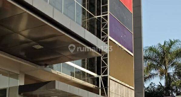Gedung Komersial kondisi sangat baik di cirebon 1