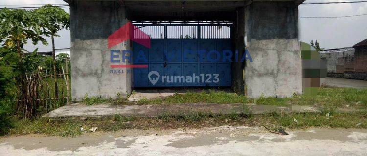 Gudang Jalan Raden Wijaya, Gampengrejo, Kediri 1