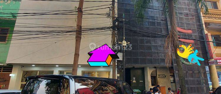 RUKO KOMERSIAL DI DEPAN MALL  1